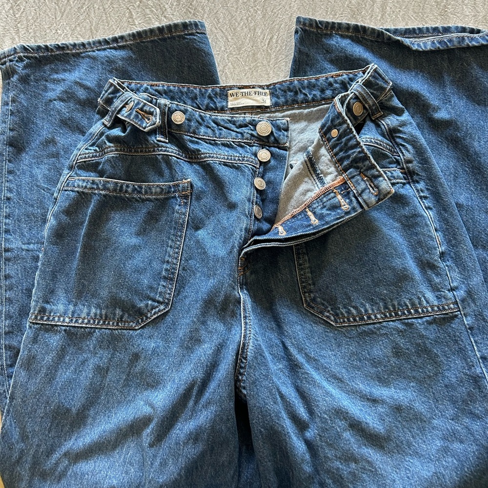 Women’s jeans